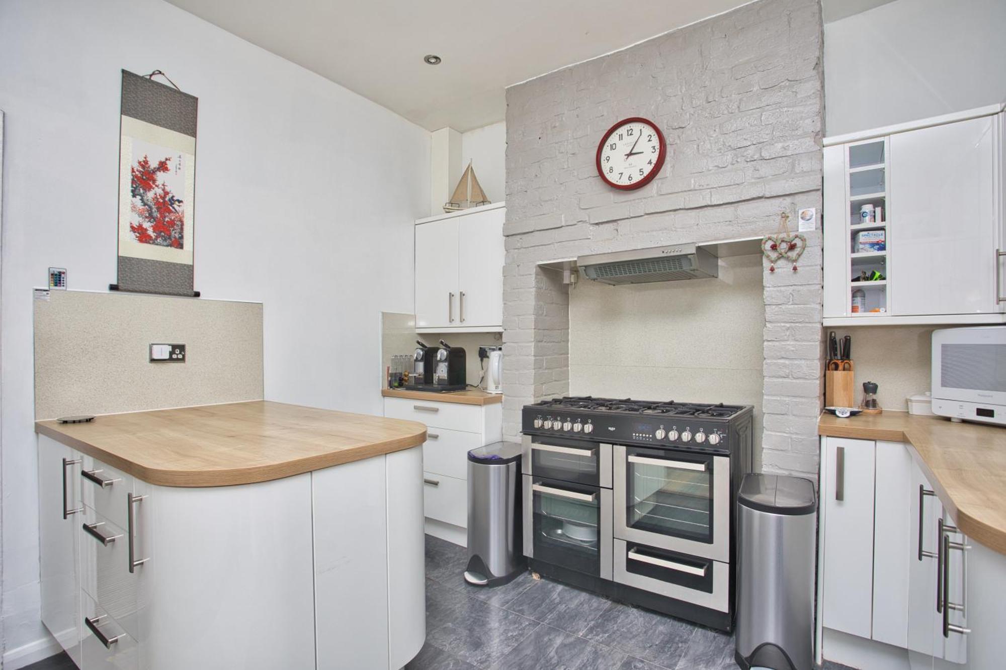 Spacious Seaside Escape In The Heart Of Deal, 4 Mins From The Beach Exterior foto